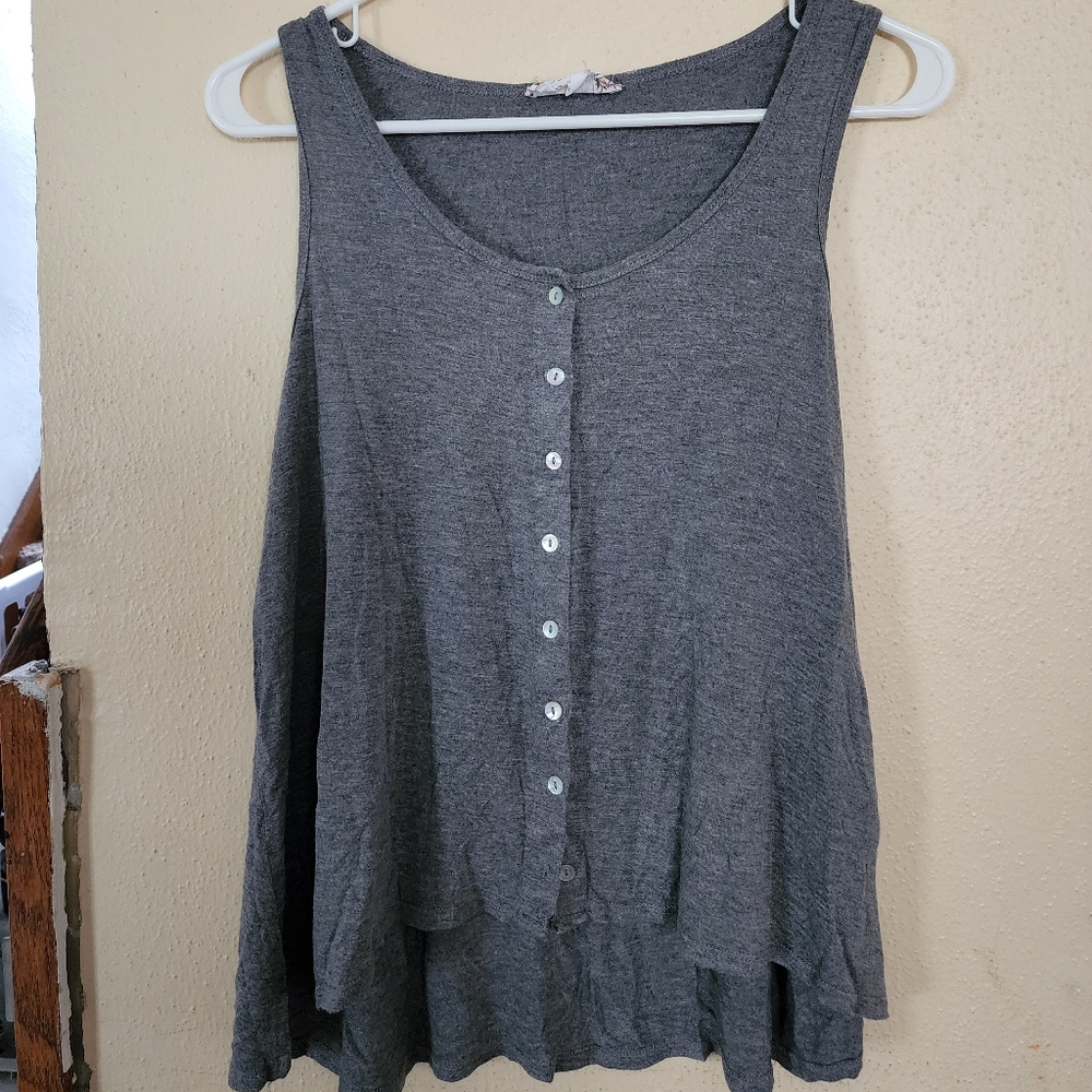 Button up tank